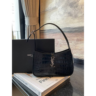 YVES SAINT LAURENT BAG VIP GIFT WITH PURCHASE (GWP)