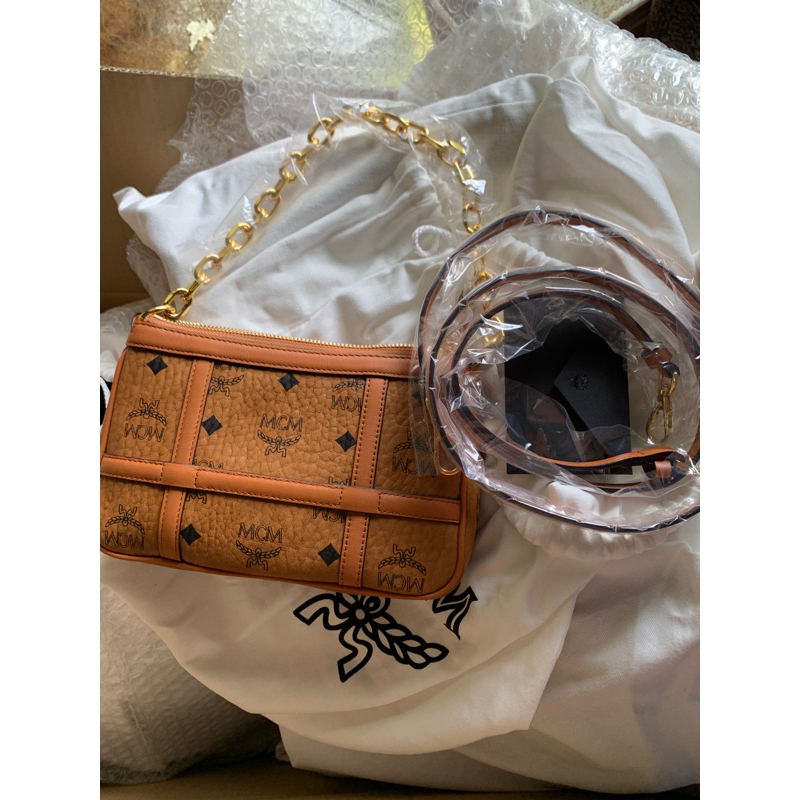 New Mcm Delmy Shoulder Bag in Visetos Shopee Thailand