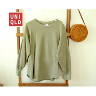 Uniqlo x cotton x XL ผ้าวาฟเฟิล สีเขียว เนื้อผ้าใหม่ ❌ตำหนิ รอยเปื้อนตามที่วงคะ อก 44 ยาว 27 Code : 700(5)