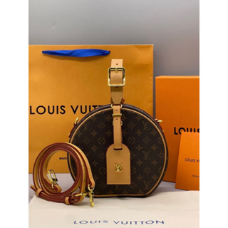 กระเป๋า Louis Vuitton งานออริ size 17cm*