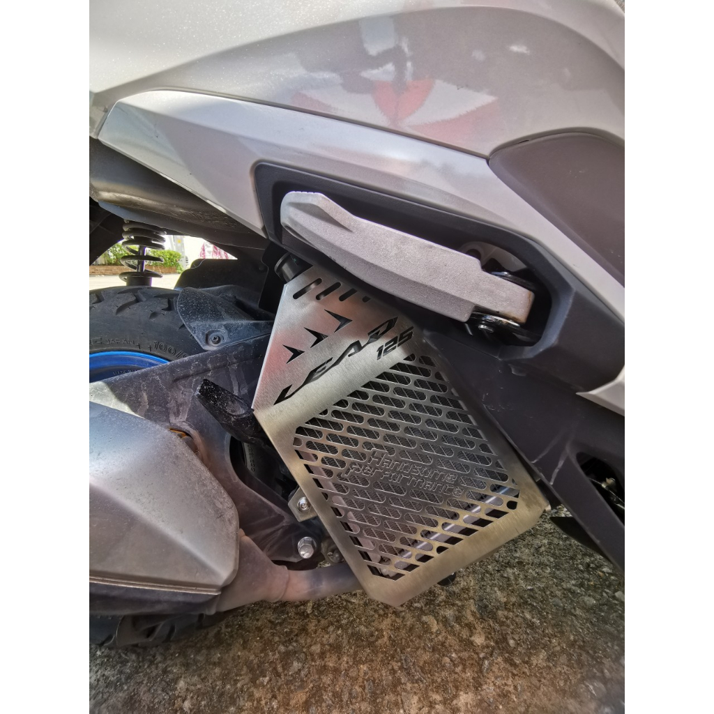 fakie-การ์ดหม้อน้ำ-รุ่น-honda-lead125-ตะแกรงหม้อน้ำ-lead125-วัสดุแตนเลส304-ไม่เป็นสนิม-ยี่ห้อ-handsome-performance