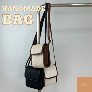 พร้อมส่ง🔥กระเป๋าสะพายข้าง handmade bag ทรงวินเทจ ย้อนยุค หนังสานอย่างดี สะพายได้ทั้ง ผญ/ผช