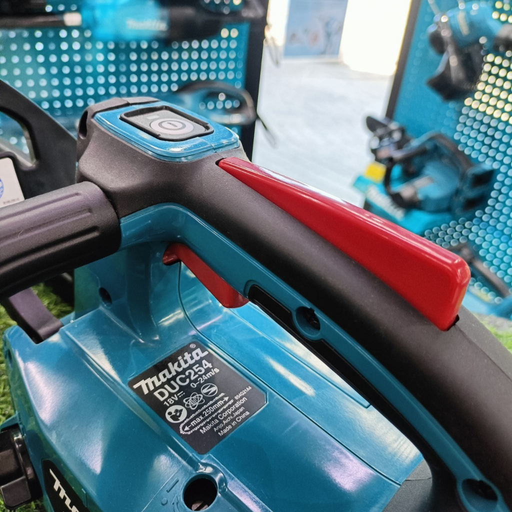 makita-เลื่อยโซ่-10-18v-duc254z-เครื่องเปล่า-ไม่รวมแท่นชาร์ท-ไม่รวมแบตเตอรี่