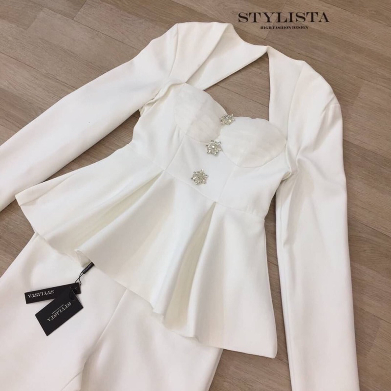 เซตเสื้อเเขนยาว-เอวระบาย-สีดำ-ขาว-ถามไซด์ก่อนสั่ง