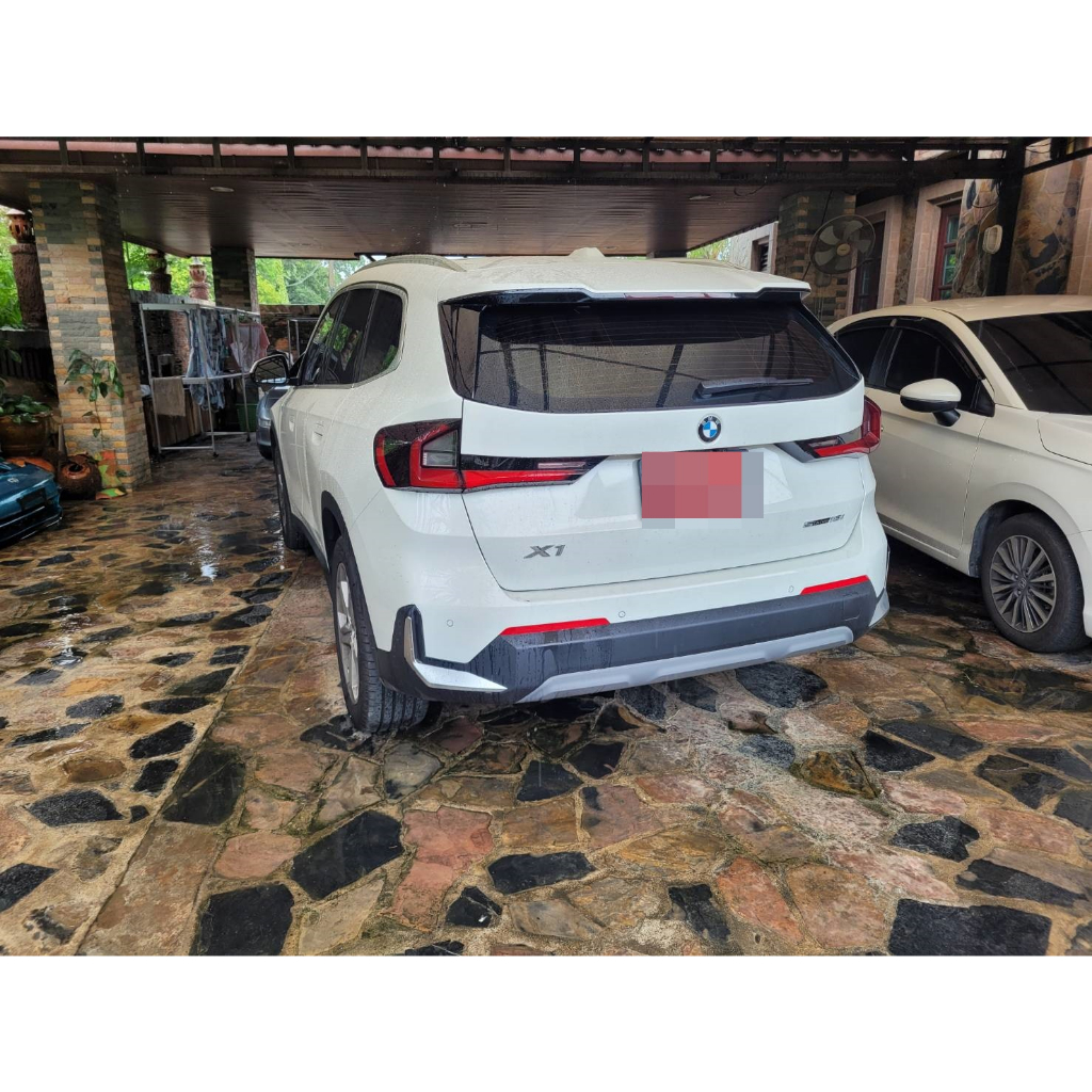 พรมปูท้ายรถ-bmw-x1-u11