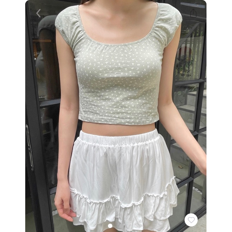 พรีออเดอร์ PREORDER Brandy Melville ของแท้ 100 Eden Floral Crop Top