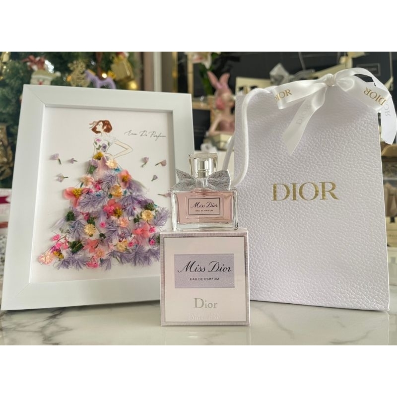 แท้-กรอบรูป-ประดิษฐ์มือ-จาก-dior-น้ำหอม-miss-dior