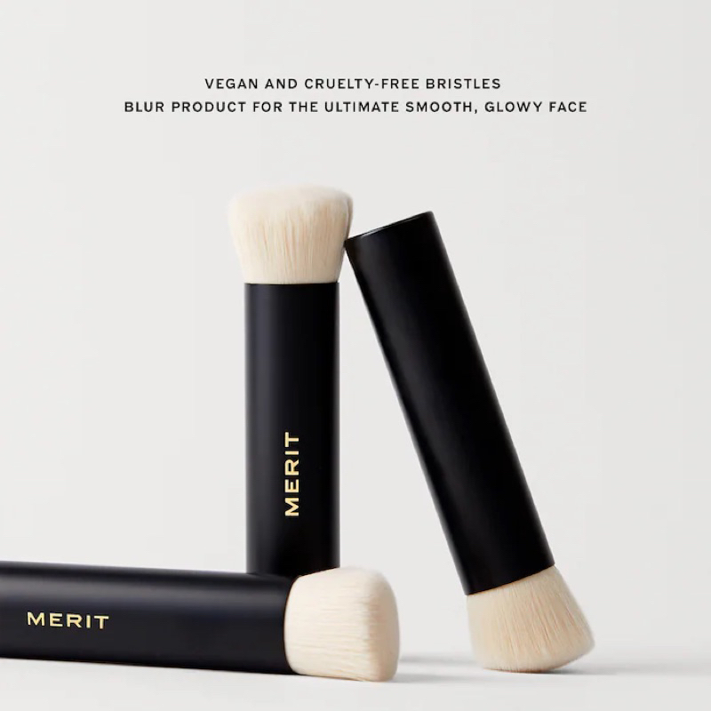 baewithglossy-merit-brush-no-1