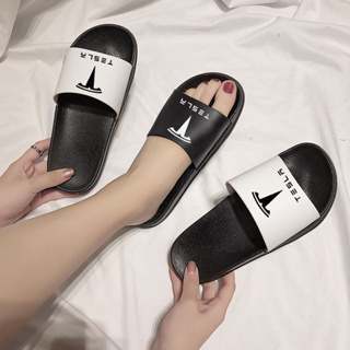 【🔥ส่งจากไทย】Fashion home slippers รองเท้าแตะแบบสวม ใส่ได้ทั้งผู้ชาย ผู้หญิง TXB51