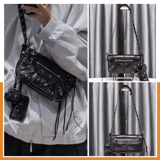 กระเป๋าสะพายข้าง Cagole Men XS Flap Bag หนังแท้ B:A ออริ