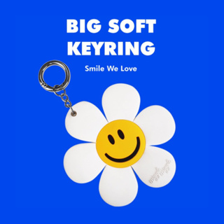 พวงกุญแจ Wiggle Wiggle Big Soft Keyring ลาย Smile We Love