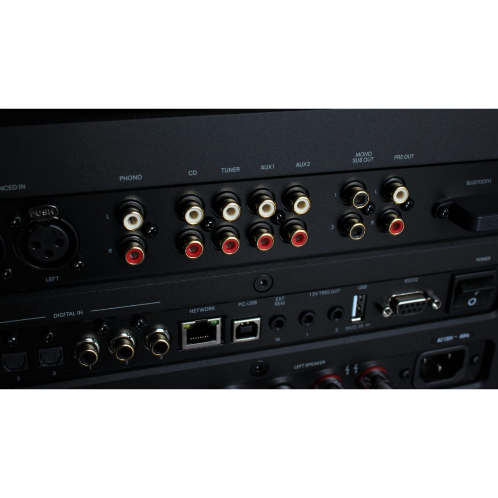 rotel-michi-x-5-series-2-integrated-amplifier-combines-600-watts