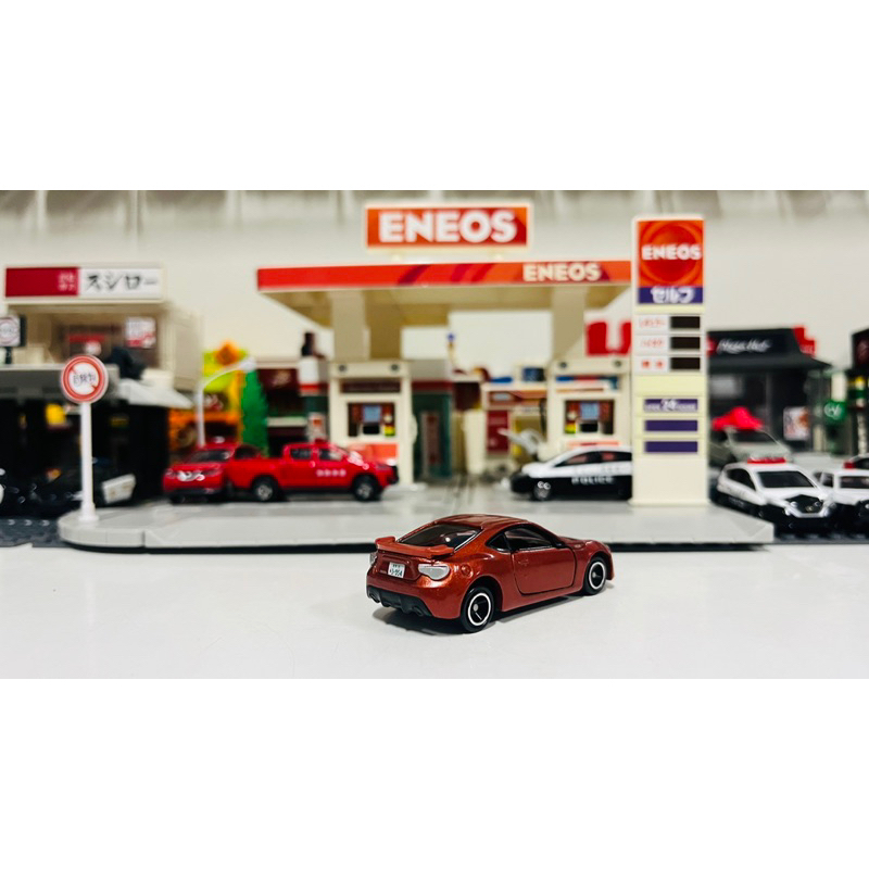 model-tomica-vehicle-toyota-86-orange-scale-1-60-no-46-ปีกหลังสีเดียวกับตัวรถ