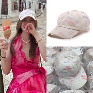 Jacq cap💗🫧 (350฿ฟรีส่ง) พร้อมส่งค่าา ฮิตมากกก!! หมวกแบรนด์ดัง ดารา celeb ใส่กันเยอะมากคะ ดีเทลน้องเป็นงานสกรีนลาย valen