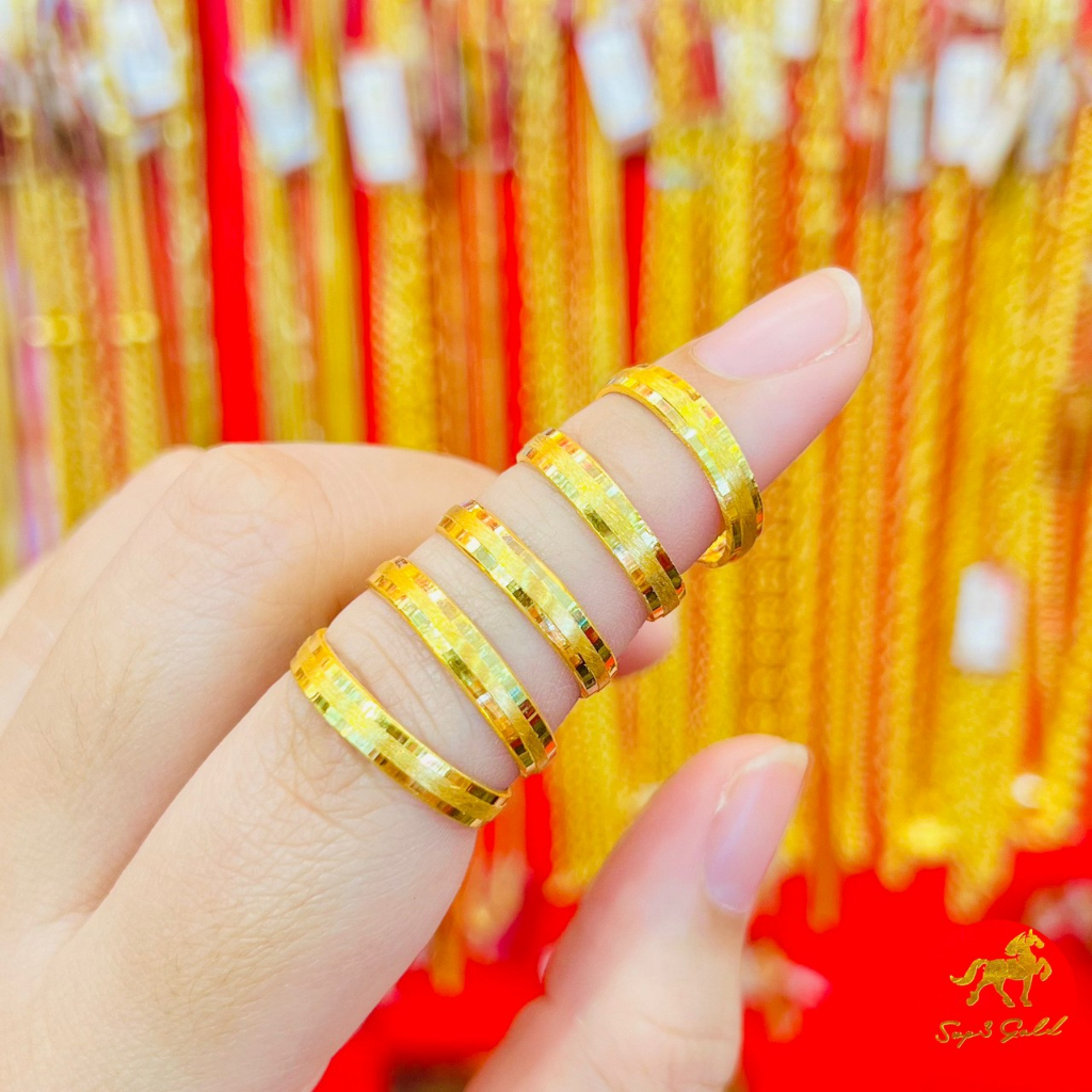 ภาพหน้าปกสินค้าแหวนทองคำแท้ 1 กรัม ลายเหลี่ยมรุ้ง(ขนแมว) ทองแท้ 96.5% ขายได้ จำนำได้ มีใบรับประกัน