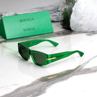 แว่นกันแดด BOTTEGA VENETA : BV1144S 004 SIZE 52 MM. (GREEN-GREEN-GREEN)