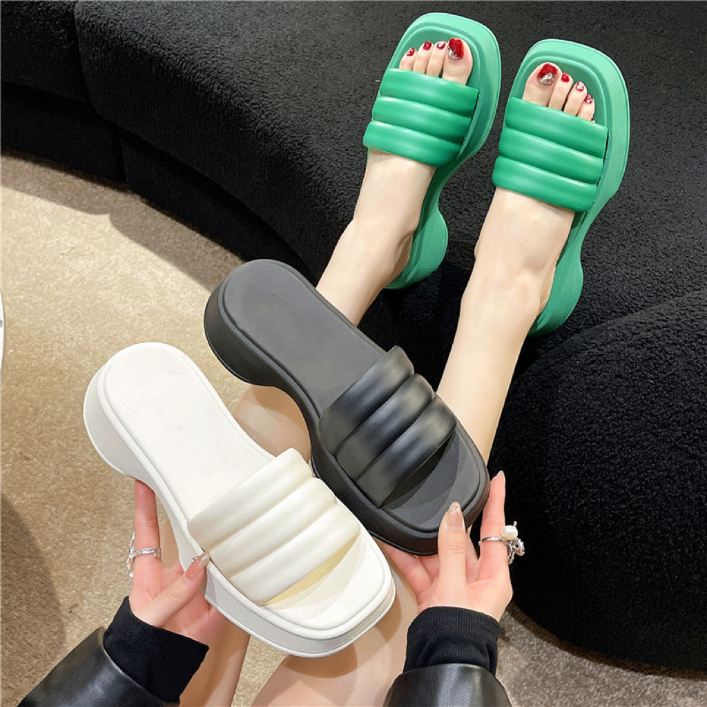 juslin-รองเท้าแตะ-สะดวกสบาย-รองเท้าแฟชั่นเกาหลี-ด้านล่างหนา-รองเท้าแตะผู้หญิง-2023-ใหม่-feb2505