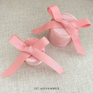 1st.November | กล่องเครื่องประดับ กล่องกำมะหยี่สีชมพู