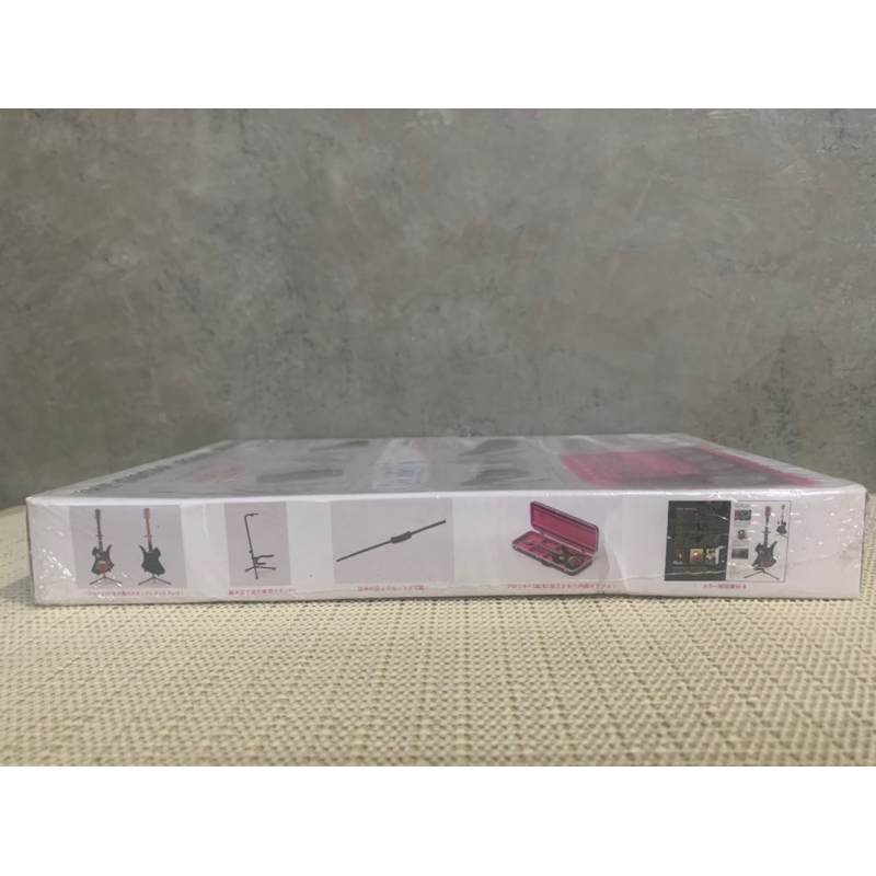 1-8-scale-hide-guitar-collection-official-figure-collection-the-guitar-legend-series