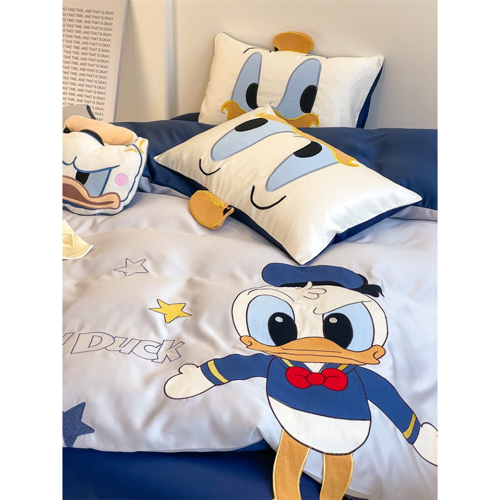 เก็บโค้ดหน้าร้าน-pre-order-ชุดเครื่องนอน-ผ้าปูที่นอน-ผ้าไหม-cooling-silk-ลาย-donald-duck-1032