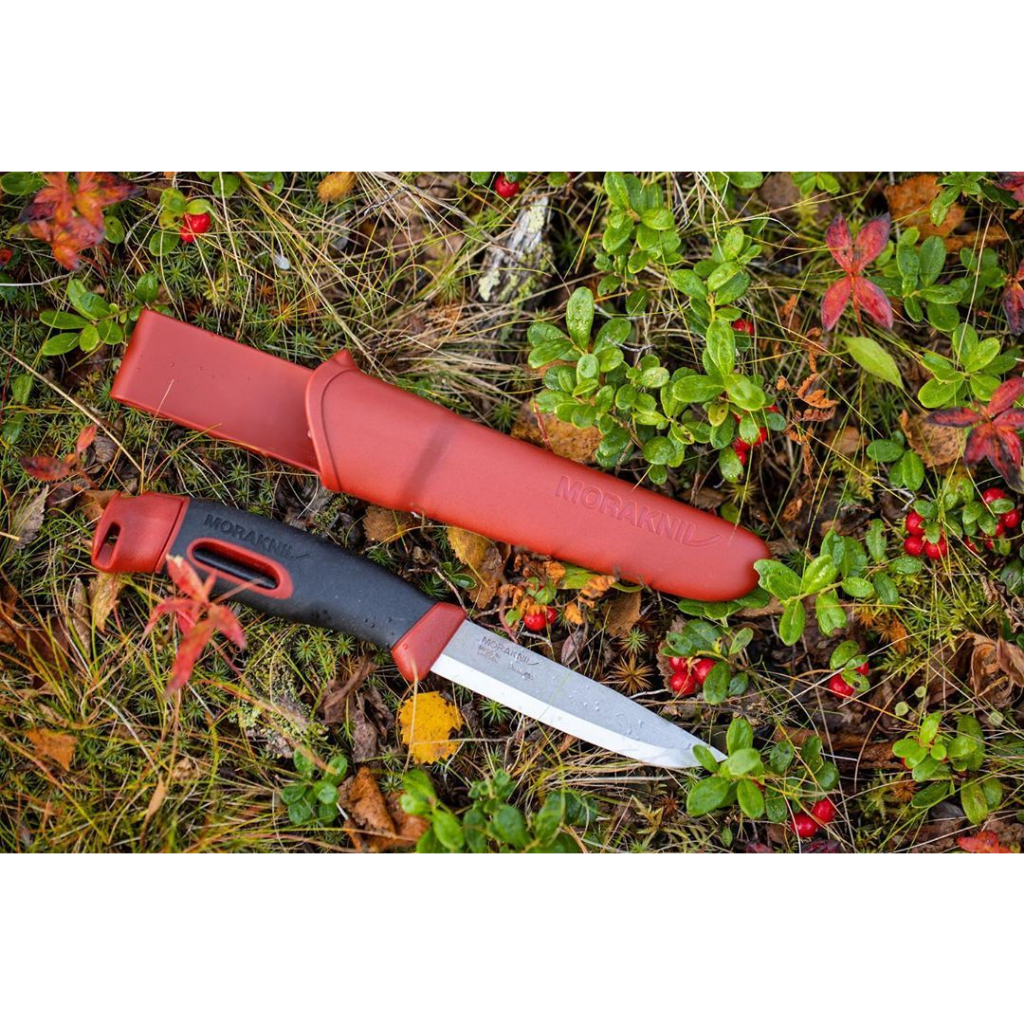 morakniv-companion-spark-stainless-steel-red-แดง-13571