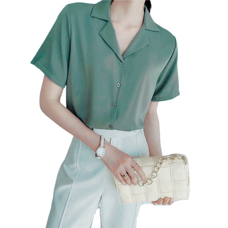 ภาพหน้าปกสินค้าunisex 15สี เสื้อเชิ้ตแขนสั้น สไตล์เกาหลี Oversize สีเขียวน่ารักมากใส่สบาย ไม่ร้อนไม่อึดอัด