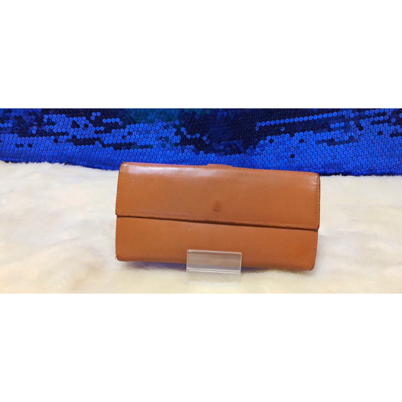 salvatore-ferragamo-brown-leather-long-wallet-แท้