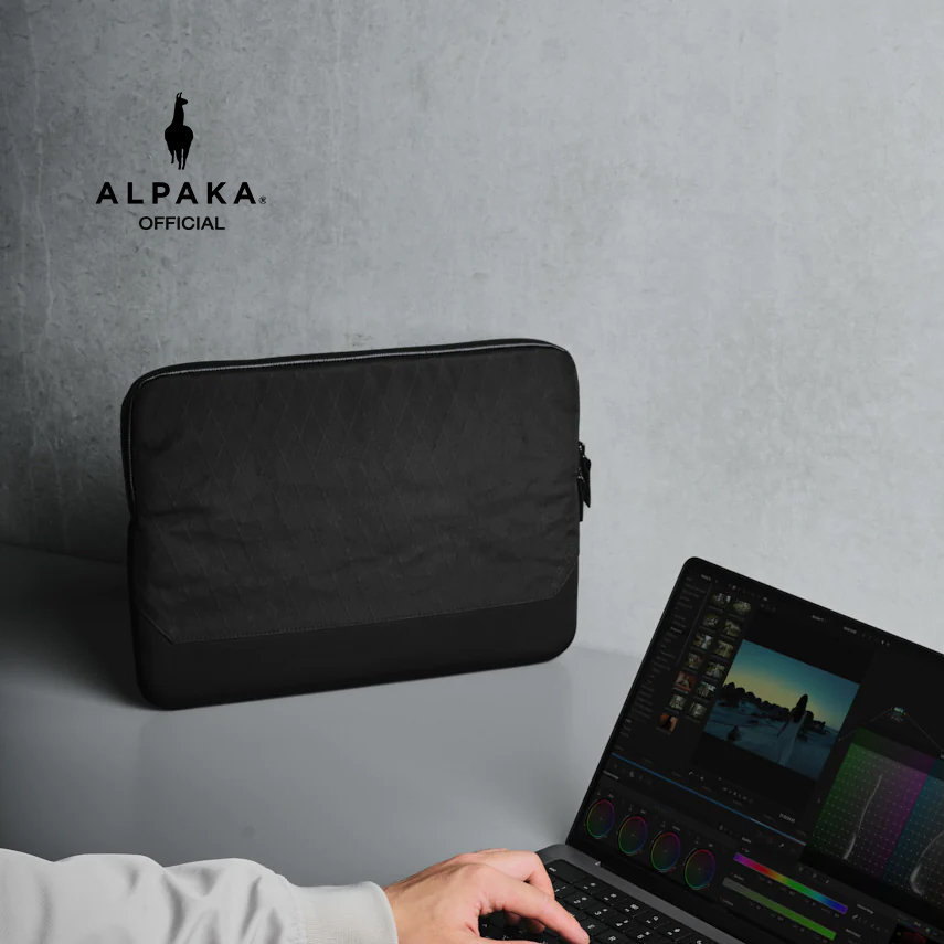 ซองใส่แล็ปท็อป-alpaka-elements-laptop-sleeve-สี-x-pac-black