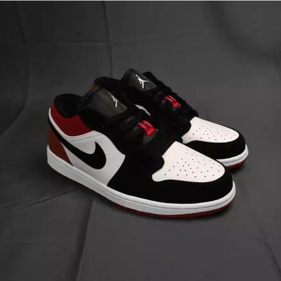 nike-air-jordan-1-low-black-toe-ของแท้-100