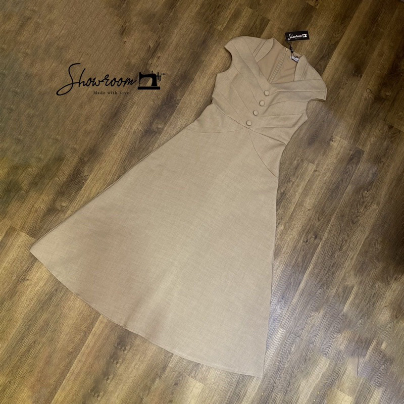 m10-showroom-dress-เดรสยาวแขนล้ำใส่ได้หลายโอกาส