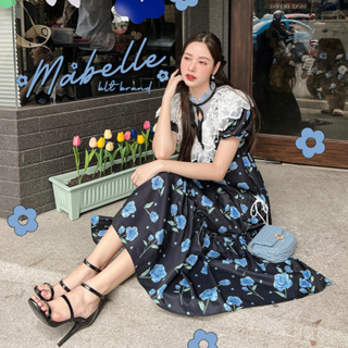 R49 Mabelle : Maxi Dress เดรสยาวสุดปังคอปีน ฉลุรูปหัวใจที่หน้าคอ แต่งผ้าลูกไม้ระบายสีขาวน่ารักๆ