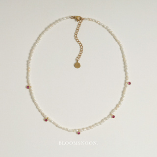 Bloomsnoon, Teeny Pearls necklace สร้อยมุกจี้เพชร (18k gold plated)