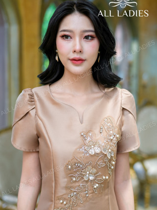 🎀 All Ladies 🎀 เดรสออกงาน ดีเทลสวยมาก ผ้าอัดกาวทั้งตัว สวยหรูหราคุ้มราคา เดรสสีชมพู เดรสสีทอง พร้อมส่ง