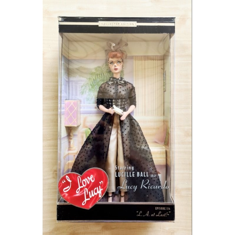 2002-collector-lucille-ball-as-lucy-ricardo-l-a-at-last-barbie-doll-ขายตุ๊กตาบาร์บี้-รุ่นสะสม-i-love-lucy-พร้อมส่ง