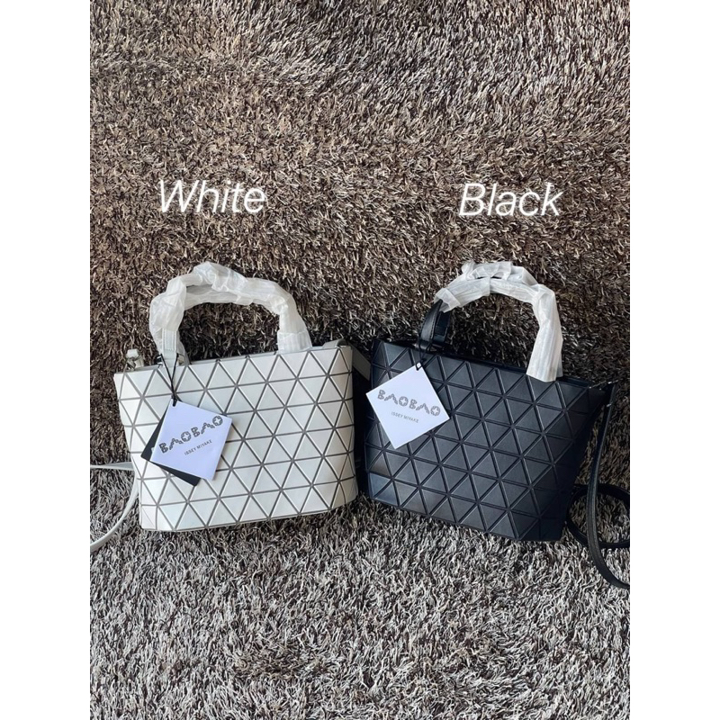 bao-bao-issey-miyake-matte-crystal-small-tote