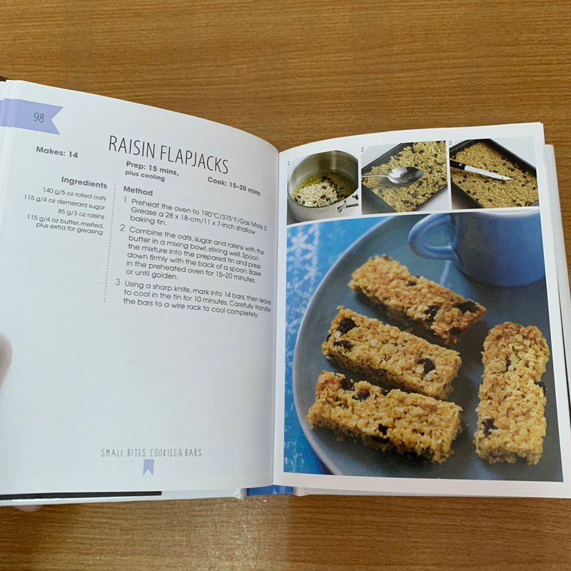 หนังสือปกแข็ง-baking-recipes-มือ2