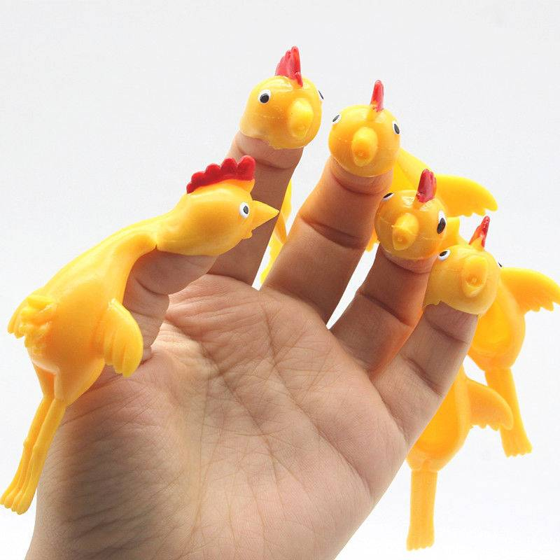 ahhyahhshop-ไก่ยาง-ดีดได้-ของเล่นคลายเครียด-ไก่หนึบ-ติดผนัง-ไก่ดีดนิ้ว-หนังสติ๊กยิงไก่-ของเล่นหนังสติ๊ก-เล่นเพลินๆ