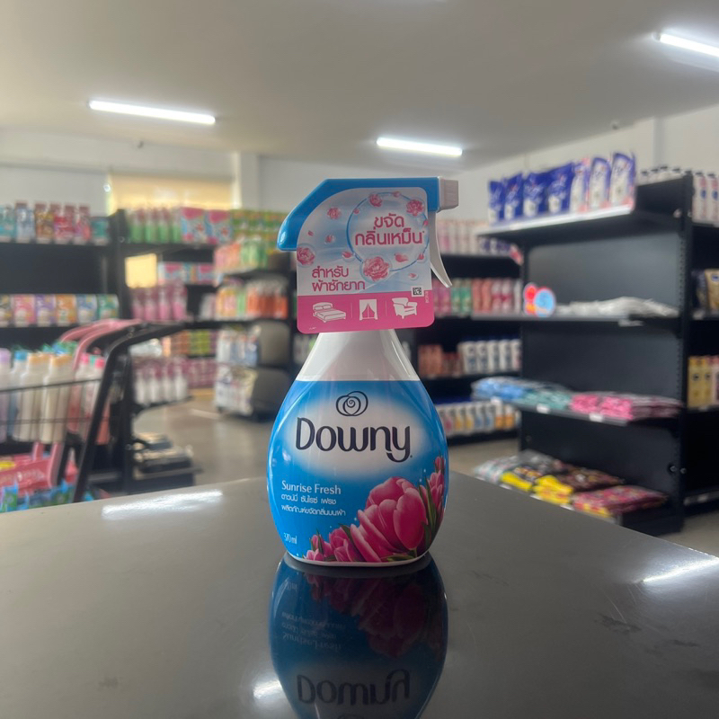 downy-ดาวน์นี่-สเปรย์-ขจัดกลิ่นบนผ้า-สำหรับผ้าซักยาก-หอมนาน-24-ชม-ขนาด-370-มล