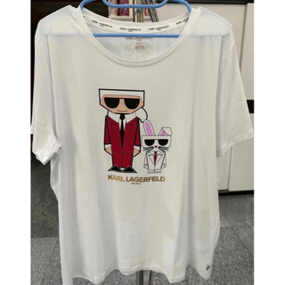 พร้อมส่ง 🔥Sale 1399🔥 เสื้อ Karl Lagerfeld ผู้หญิง Size L อก 44”  ยาว 26”