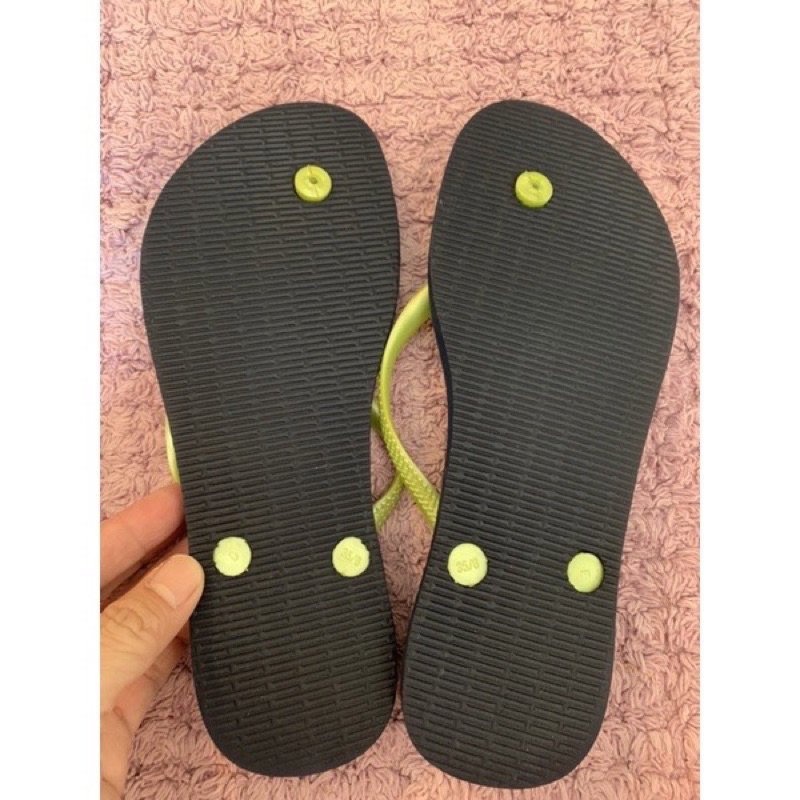 รองเท้าhavaianasมือ2