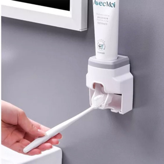 ที่วางแปรงสีฟันยาสีฟัน เครื่องบีบยาสีฟัน ชั้นวางของในห้องน้ำติดผนัง แบบแผ่นสติ๊กเกอร์ ไม่ต้องเจาะผนัง สไตล์ญี่ปุ่น TB01