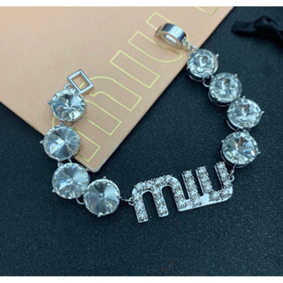 สร้อยข้อมือmiu miu 💫เพชร งานน่ารักมาก งานคุณภาพHi-end 1:1ปั๊มแบรนด์ครบ งานสวยเป๊ะ ส่งจากไทย🇹🇭