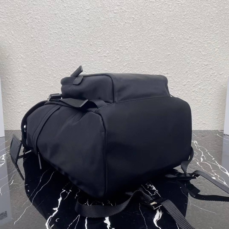 กระเป๋าเป้พร้อมส่ง-pralogo-plaque-multi-pocket-backpackเทพ