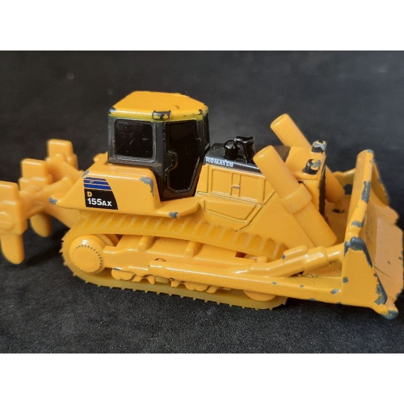 takara-tomy-tomica-no-56-komatsu-bulldozer-d155ax-6-scale-1-109