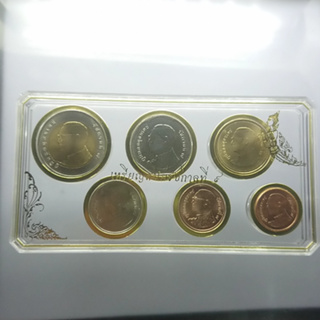 เหรียญหมุนเวียน รัชกาลที่ 9 ครบชุด (6เหรียญ ใม่ผ่านใช้) บรรจุตลับอครีลิค ทรงสี่เหลี่ยม