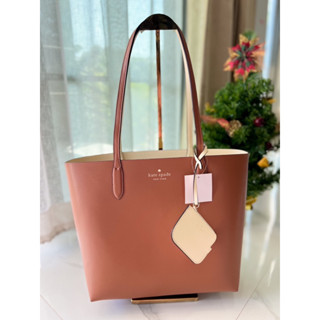 (ผ่อน0%) กระเป๋า Kate Spade Ava Reversible Tote K6052 สีน้ำตาล เหลือง กลับด้านได้ หนังแท้ มีใบลูก