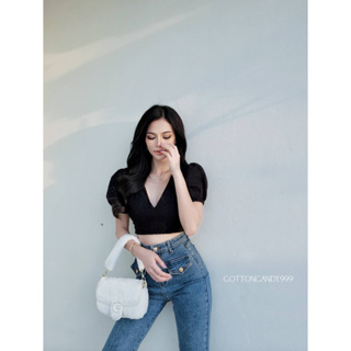 Cotton Candy (พร้อมส่ง) 3⃣0⃣0⃣🌟🌟🌟New Snowie crop top เสื้อครอป งานดี ผ้าลูกไม้ลายสวยเกรดส่งออกดีเทลดีงามมากๆ ปั้วๆคร่าา