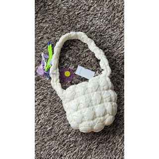 Carlyn Quilted Soft M Bag