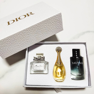 Dior Gift Set Mini Perfume 3 In1 🔆ทักแชทเช็คสต๊อกก่อนนะ🫧