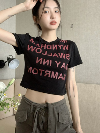 เสื้อยืดครอป เสื้อแฟชั่นผญ กรีนอักษร สวมใส่สบาย แมทช์ง่ายสุดๆ #11240